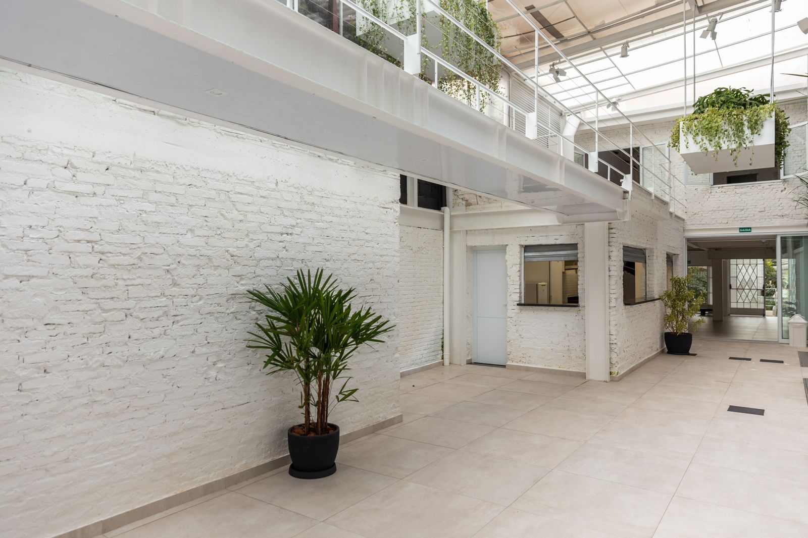 WhatsApp Image 2024-05-08 at 06.42.48.jpeg